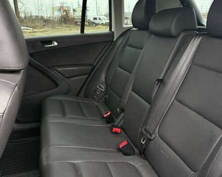 Білий Фольксваген Тігуан, об'ємом двигуна 2 л та пробігом 199 тис. км за 12900 $, фото 7 на Automoto.ua