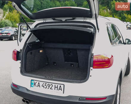 Білий Фольксваген Тігуан, об'ємом двигуна 1.98 л та пробігом 105 тис. км за 12800 $, фото 14 на Automoto.ua