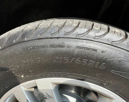 Белый Фольксваген Тигуан, объемом двигателя 2 л и пробегом 200 тыс. км за 14000 $, фото 17 на Automoto.ua