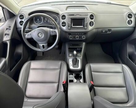 Белый Фольксваген Тигуан, объемом двигателя 2 л и пробегом 78 тыс. км за 8500 $, фото 9 на Automoto.ua