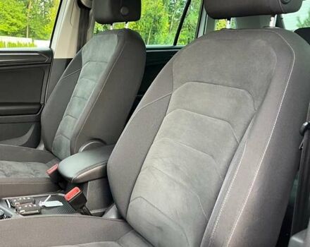 Білий Фольксваген Тігуан, об'ємом двигуна 2 л та пробігом 248 тис. км за 21500 $, фото 45 на Automoto.ua