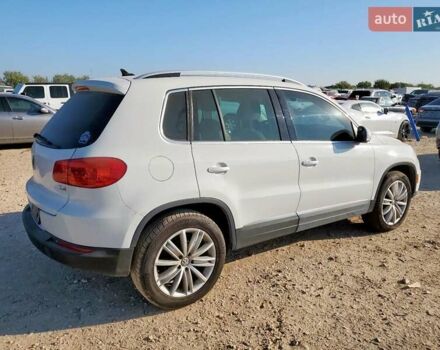 Белый Фольксваген Тигуан, объемом двигателя 1.98 л и пробегом 144 тыс. км за 1600 $, фото 2 на Automoto.ua