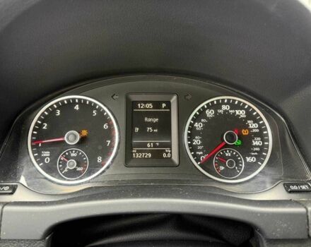 Белый Фольксваген Тигуан, объемом двигателя 2 л и пробегом 210 тыс. км за 9000 $, фото 7 на Automoto.ua