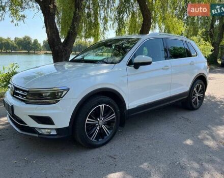 Білий Фольксваген Тігуан, об'ємом двигуна 2 л та пробігом 270 тис. км за 23000 $, фото 10 на Automoto.ua