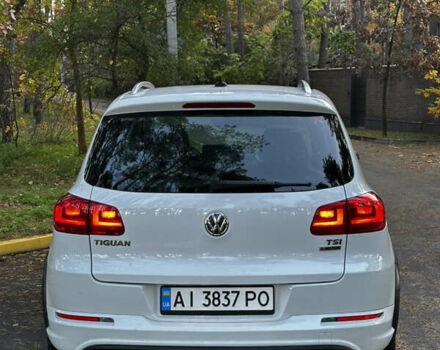 Білий Фольксваген Тігуан, об'ємом двигуна 1.98 л та пробігом 113 тис. км за 16300 $, фото 3 на Automoto.ua