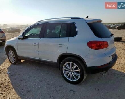 Белый Фольксваген Тигуан, объемом двигателя 1.98 л и пробегом 144 тыс. км за 1600 $, фото 1 на Automoto.ua