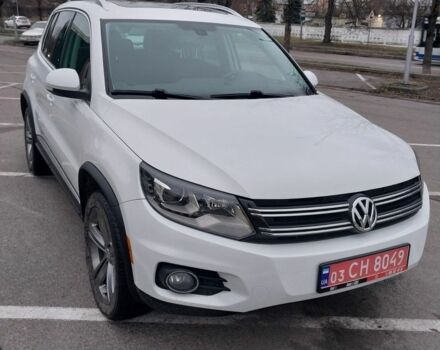 Белый Фольксваген Тигуан, объемом двигателя 2 л и пробегом 138 тыс. км за 12700 $, фото 2 на Automoto.ua