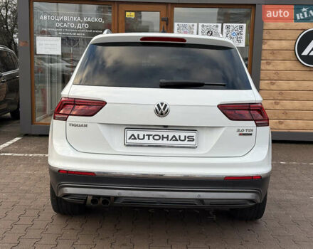 Белый Фольксваген Тигуан, объемом двигателя 1.97 л и пробегом 58 тыс. км за 27999 $, фото 6 на Automoto.ua