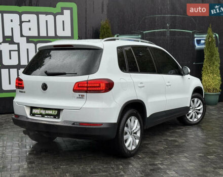 Білий Фольксваген Тігуан, об'ємом двигуна 1.4 л та пробігом 110 тис. км за 14000 $, фото 43 на Automoto.ua
