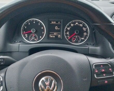 Белый Фольксваген Тигуан, объемом двигателя 2 л и пробегом 138 тыс. км за 12700 $, фото 12 на Automoto.ua