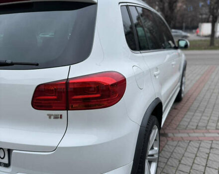 Белый Фольксваген Тигуан, объемом двигателя 1.98 л и пробегом 168 тыс. км за 12900 $, фото 10 на Automoto.ua