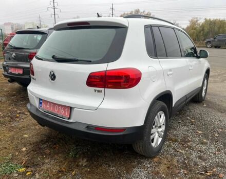 Белый Фольксваген Тигуан, объемом двигателя 2 л и пробегом 123 тыс. км за 13000 $, фото 2 на Automoto.ua