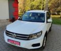 Белый Фольксваген Тигуан, объемом двигателя 2 л и пробегом 216 тыс. км за 11700 $, фото 3 на Automoto.ua