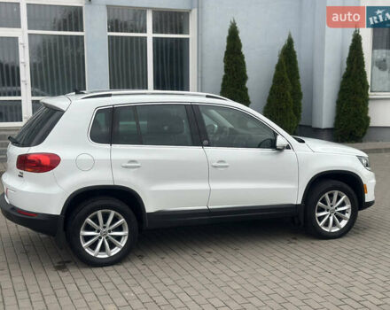 Білий Фольксваген Тігуан, об'ємом двигуна 2 л та пробігом 213 тис. км за 14750 $, фото 7 на Automoto.ua