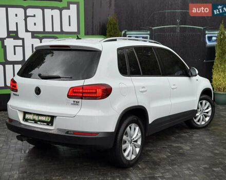 Білий Фольксваген Тігуан, об'ємом двигуна 1.4 л та пробігом 110 тис. км за 14000 $, фото 51 на Automoto.ua