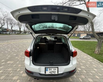 Білий Фольксваген Тігуан, об'ємом двигуна 1.98 л та пробігом 150 тис. км за 13900 $, фото 71 на Automoto.ua