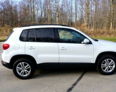 Білий Фольксваген Тігуан, об'ємом двигуна 2 л та пробігом 70 тис. км за 7000 $, фото 5 на Automoto.ua