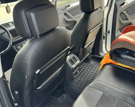 Білий Фольксваген Тігуан, об'ємом двигуна 1.98 л та пробігом 125 тис. км за 21300 $, фото 14 на Automoto.ua