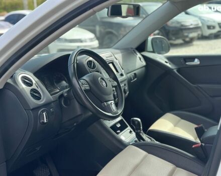 Белый Фольксваген Тигуан, объемом двигателя 2 л и пробегом 152 тыс. км за 15290 $, фото 15 на Automoto.ua