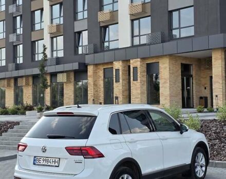 Білий Фольксваген Тігуан, об'ємом двигуна 2 л та пробігом 126 тис. км за 23800 $, фото 1 на Automoto.ua