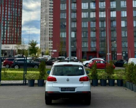 Білий Фольксваген Тігуан, об'ємом двигуна 2 л та пробігом 156 тис. км за 15500 $, фото 8 на Automoto.ua