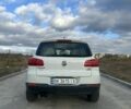 Белый Фольксваген Тигуан, объемом двигателя 2 л и пробегом 170 тыс. км за 12500 $, фото 3 на Automoto.ua