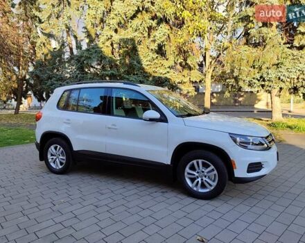 Белый Фольксваген Тигуан, объемом двигателя 2 л и пробегом 216 тыс. км за 11700 $, фото 7 на Automoto.ua