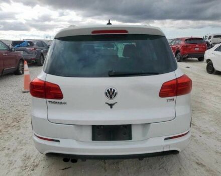 Білий Фольксваген Тігуан, об'ємом двигуна 0 л та пробігом 61 тис. км за 2000 $, фото 3 на Automoto.ua