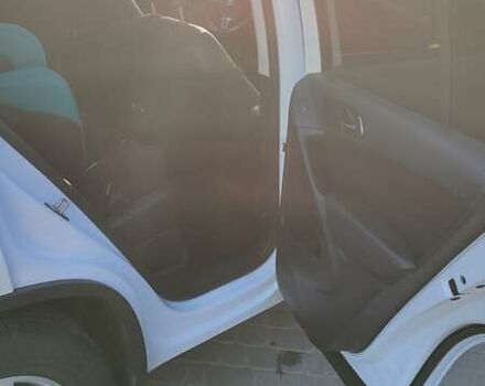 Белый Фольксваген Тигуан, объемом двигателя 1.98 л и пробегом 268 тыс. км за 13300 $, фото 23 на Automoto.ua