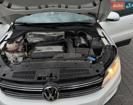 Білий Фольксваген Тігуан, об'ємом двигуна 1.98 л та пробігом 90 тис. км за 16500 $, фото 26 на Automoto.ua
