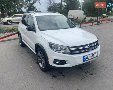 Білий Фольксваген Тігуан, об'ємом двигуна 1.98 л та пробігом 163 тис. км за 14700 $, фото 2 на Automoto.ua