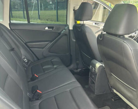 Белый Фольксваген Тигуан, объемом двигателя 1.98 л и пробегом 223 тыс. км за 14400 $, фото 14 на Automoto.ua