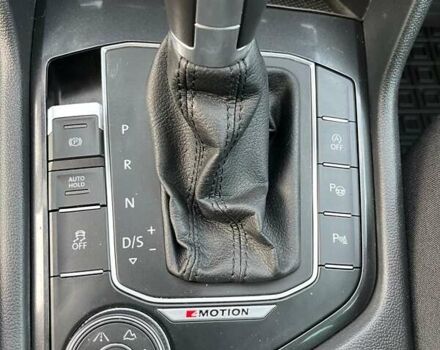 Белый Фольксваген Тигуан, объемом двигателя 2 л и пробегом 248 тыс. км за 22200 $, фото 52 на Automoto.ua