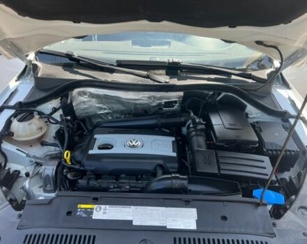 Белый Фольксваген Тигуан, объемом двигателя 2 л и пробегом 200 тыс. км за 14000 $, фото 16 на Automoto.ua