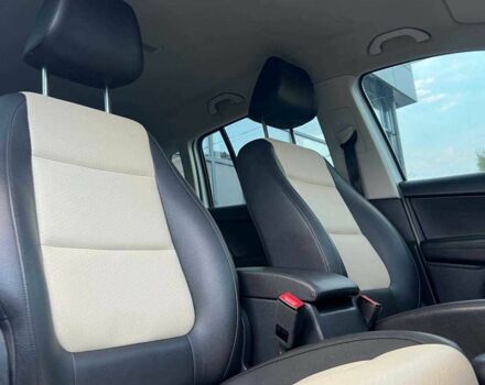 Белый Фольксваген Тигуан, объемом двигателя 2 л и пробегом 150 тыс. км за 14900 $, фото 18 на Automoto.ua