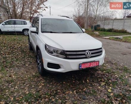 Белый Фольксваген Тигуан, объемом двигателя 2 л и пробегом 195 тыс. км за 13500 $, фото 5 на Automoto.ua