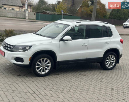 Білий Фольксваген Тігуан, об'ємом двигуна 2 л та пробігом 213 тис. км за 14750 $, фото 1 на Automoto.ua