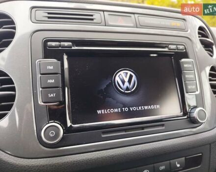 Белый Фольксваген Тигуан, объемом двигателя 2 л и пробегом 195 тыс. км за 13500 $, фото 19 на Automoto.ua