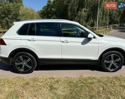 Білий Фольксваген Тігуан, об'ємом двигуна 2 л та пробігом 270 тис. км за 23000 $, фото 18 на Automoto.ua