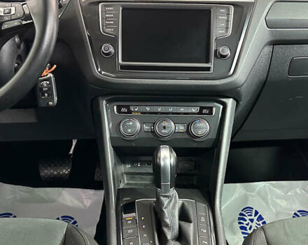 Білий Фольксваген Тігуан, об'ємом двигуна 1.98 л та пробігом 178 тис. км за 24950 $, фото 21 на Automoto.ua