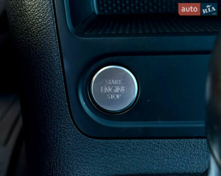 Білий Фольксваген Тігуан, об'ємом двигуна 2 л та пробігом 137 тис. км за 13800 $, фото 28 на Automoto.ua