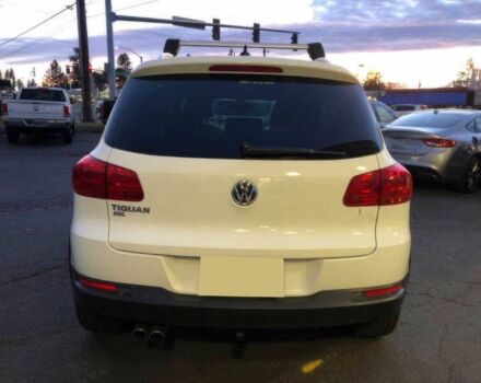 Белый Фольксваген Тигуан, объемом двигателя 2 л и пробегом 70 тыс. км за 7000 $, фото 5 на Automoto.ua