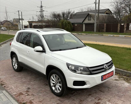 Белый Фольксваген Тигуан, объемом двигателя 2 л и пробегом 126 тыс. км за 14499 $, фото 3 на Automoto.ua