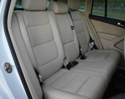 Білий Фольксваген Тігуан, об'ємом двигуна 2 л та пробігом 75 тис. км за 6000 $, фото 9 на Automoto.ua