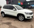 Белый Фольксваген Тигуан, объемом двигателя 2 л и пробегом 130 тыс. км за 12700 $, фото 2 на Automoto.ua