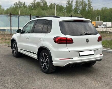 Белый Фольксваген Тигуан, объемом двигателя 2 л и пробегом 83 тыс. км за 9100 $, фото 5 на Automoto.ua