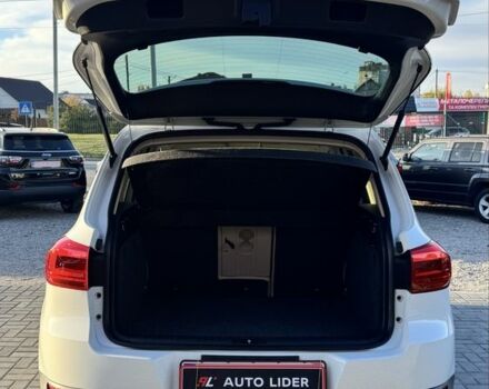 Белый Фольксваген Тигуан, объемом двигателя 2 л и пробегом 132 тыс. км за 13900 $, фото 5 на Automoto.ua