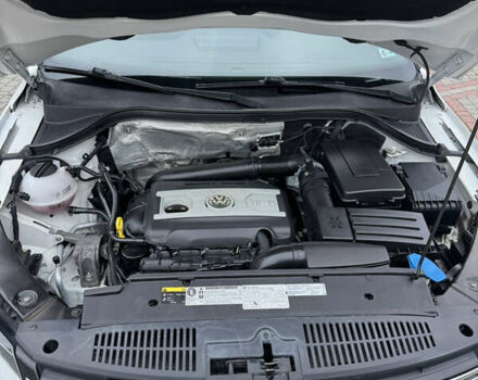 Белый Фольксваген Тигуан, объемом двигателя 1.98 л и пробегом 168 тыс. км за 12900 $, фото 56 на Automoto.ua