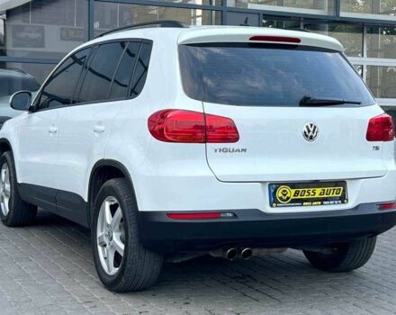 Белый Фольксваген Тигуан, объемом двигателя 2 л и пробегом 150 тыс. км за 14900 $, фото 4 на Automoto.ua