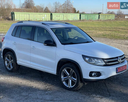 Белый Фольксваген Тигуан, объемом двигателя 2 л и пробегом 167 тыс. км за 14400 $, фото 6 на Automoto.ua